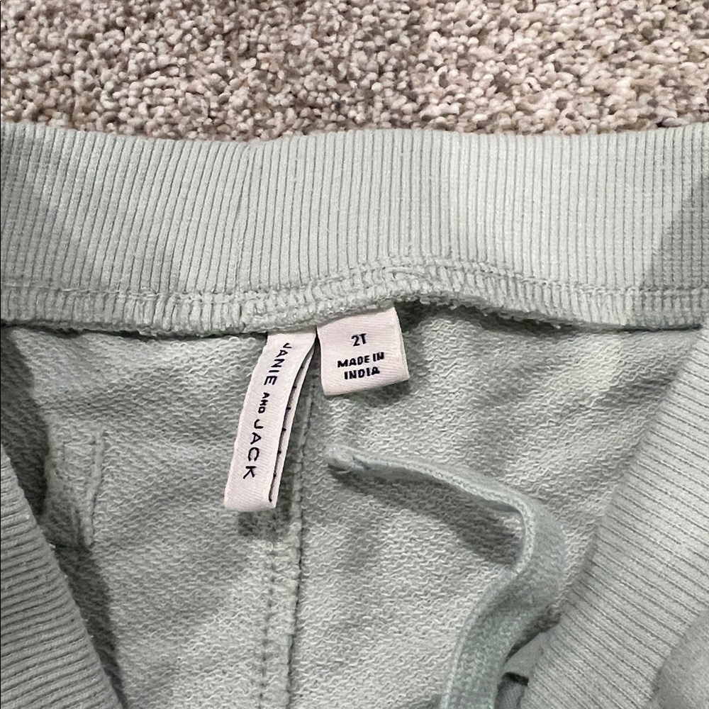 Janie & Jack the slub French terry short, 2T - Picture 9 of 9